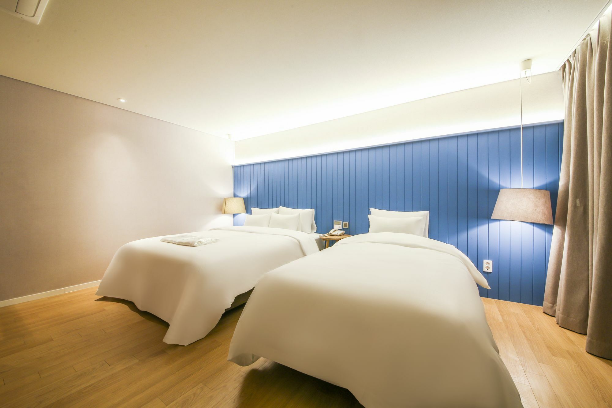 Hotel Londoner Hwamyeong Busan Exterior photo